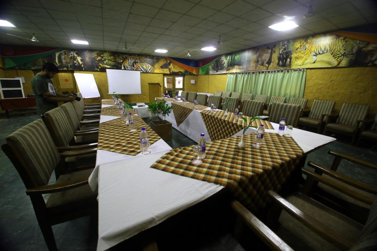 Mpt White Tiger Forest Lodge Tala  Екстер'єр фото