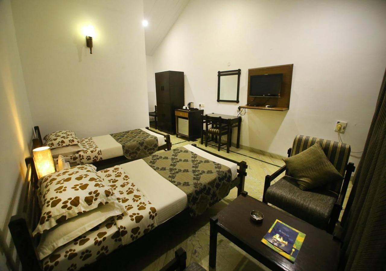 Mpt White Tiger Forest Lodge Tala  Екстер'єр фото